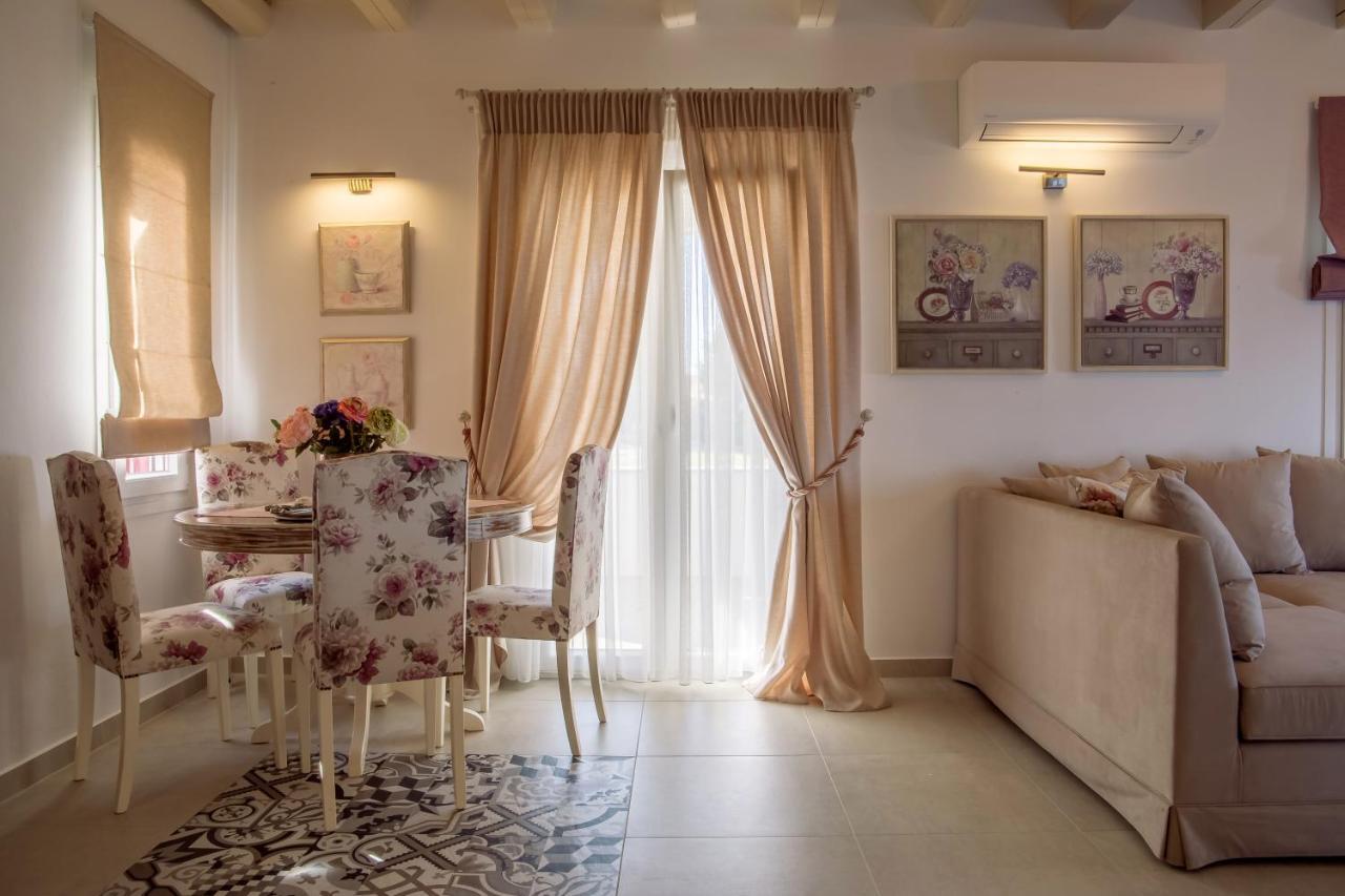 Eleni'S Guesthouse Aprovaton Экстерьер фото