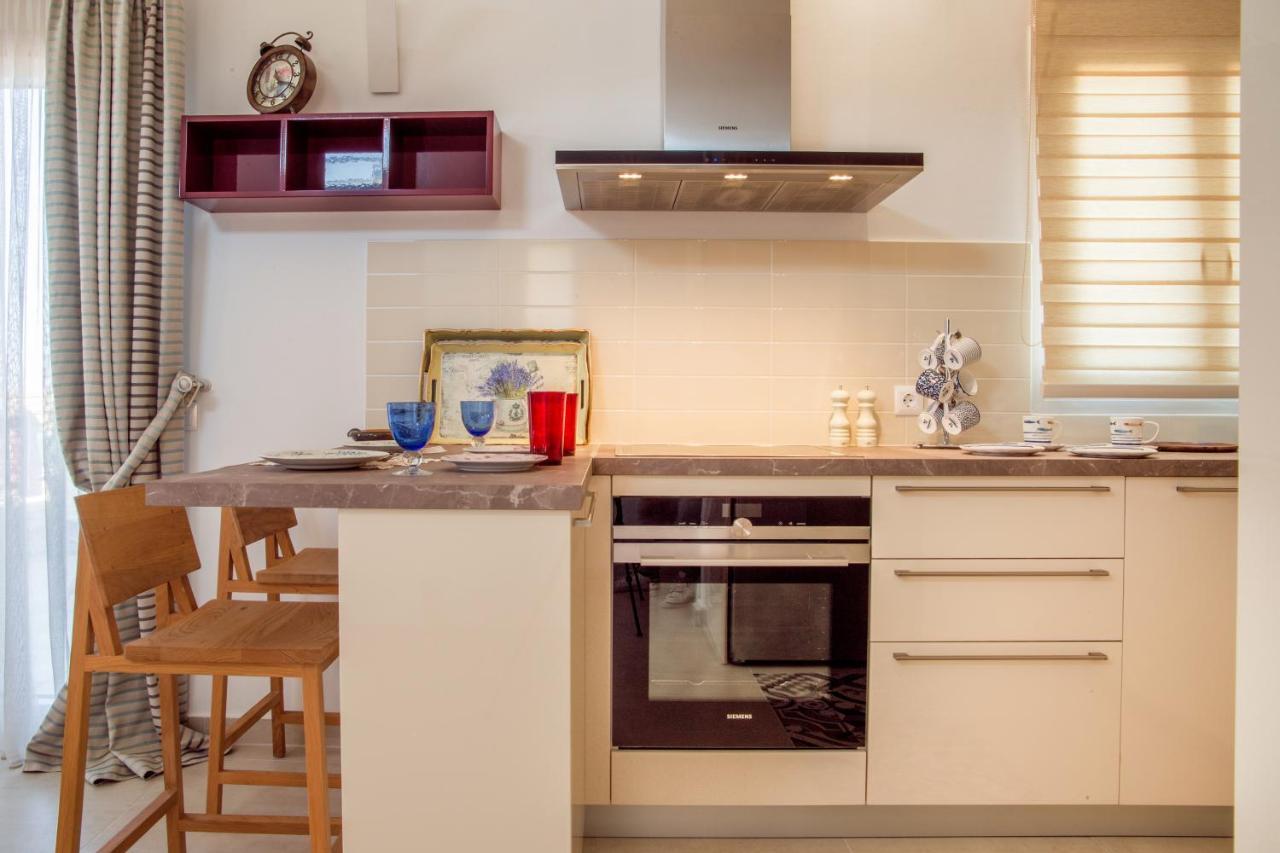 Eleni'S Guesthouse Aprovaton Экстерьер фото