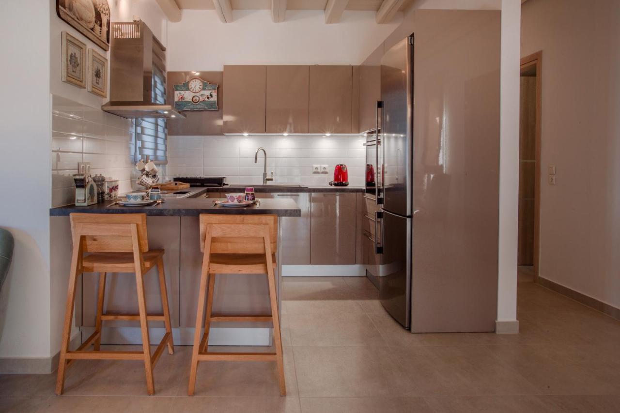 Eleni'S Guesthouse Aprovaton Экстерьер фото
